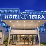Terra 4*